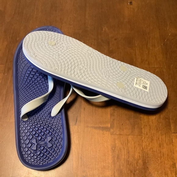 UNDER Armour Atlantic Dune Sandals. Size 9 - Picture 2 of 4